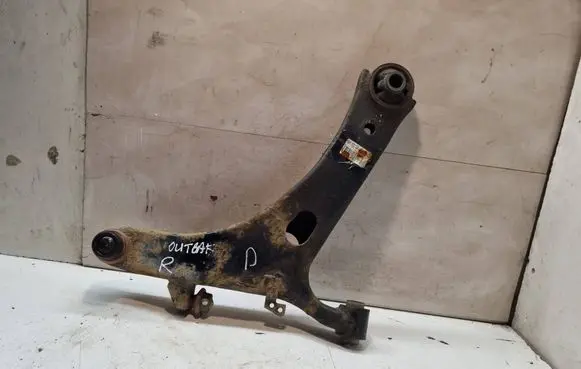 Subaru Outback Front lower control arm/wishbone 42285172 P00246046