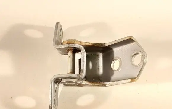Mazda 3 II Front door lower hinge 