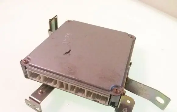 Nissan Primera Engine control unit/module 2758001363 23710AU601