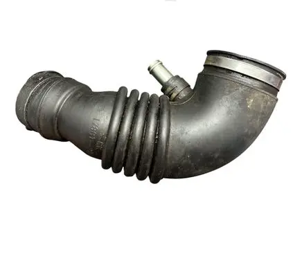 Intercooler hose/pipe