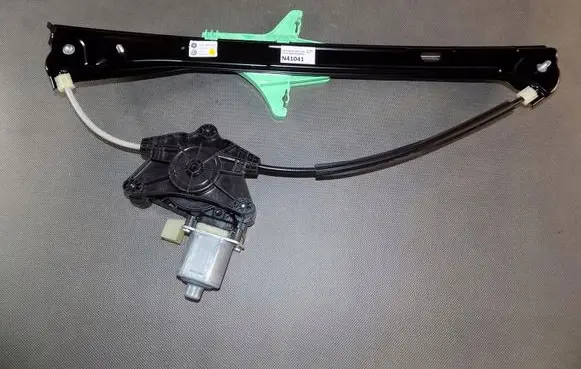 Volkswagen Tiguan Rear door window regulator with motor 5NA839461C