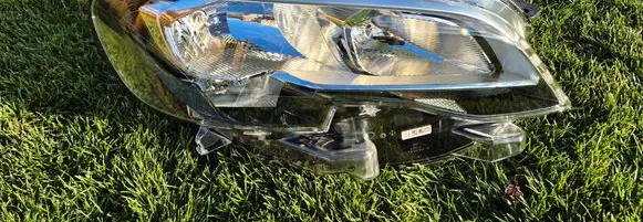 Peugeot Expert Headlight/headlamp 9808572580