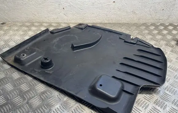 Mercedes-Benz CLS W257 Center/middle under tray cover A2136905005