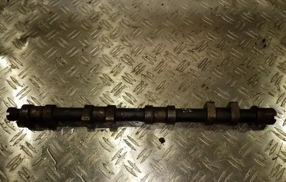 Saab 9-5 Camshaft 9148016