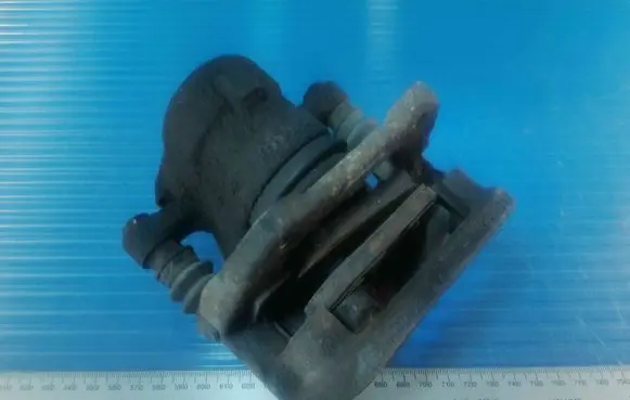 BMW 1 E81 E87 Rear brake caliper