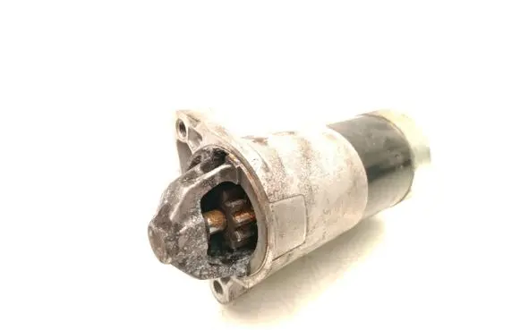 Mazda 3 II Starter motor M000T89281