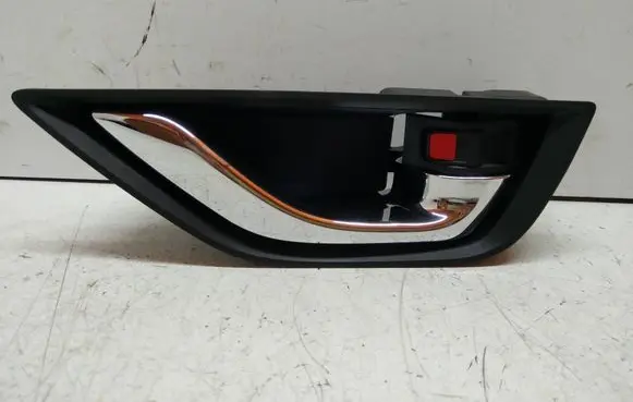 Subaru XV II Front door interior handle
