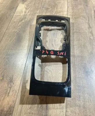 Opel Insignia B Gear shifter surround trim plastic 39126636