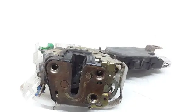 Subaru Legacy Front door lock