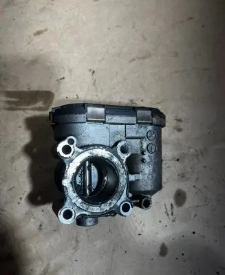 Smart ForTwo I Throttle valve A1601410225 0003094V006 0285003093