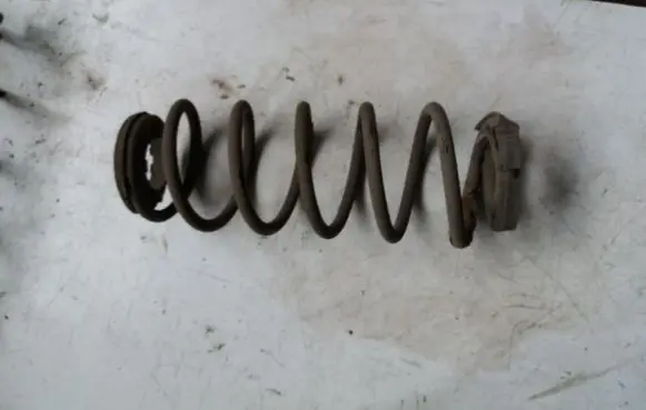 Mitsubishi Colt Rear coil spring