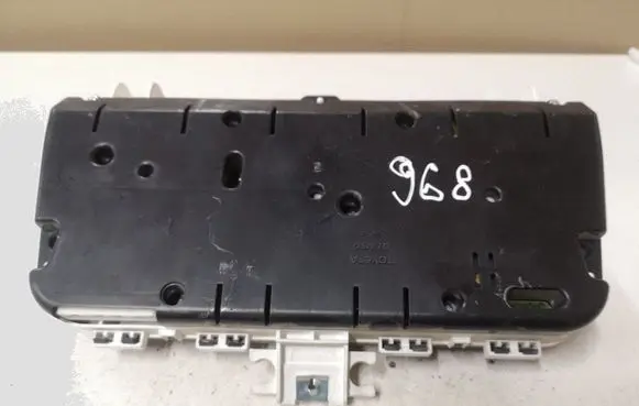 Toyota Corolla Verso AR10 Speedometer (instrument cluster) 838000F040 2574308240