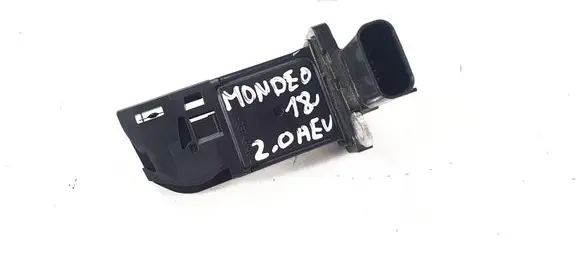 Ford Mondeo MK V Mass air flow meter 7M5112B57977 7M5112B579