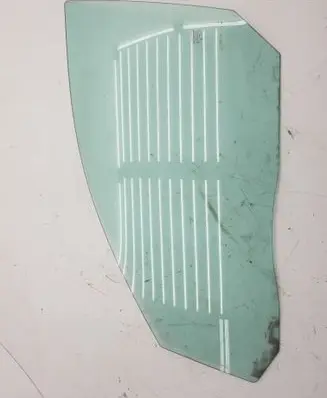 Volvo XC70 Front door window glass four-door 43R001106