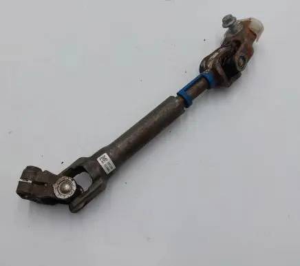 Nissan Leaf II (ZE1) Steering column universal joint A8122B