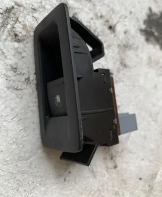 Volkswagen Touran I Fuel tank opening switch 1F0959527