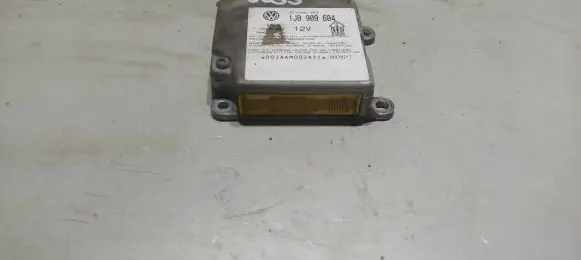Volkswagen PASSAT B5 Airbag control unit/module 1J0909604 30970217