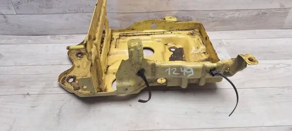 Chevrolet Aveo Battery tray 