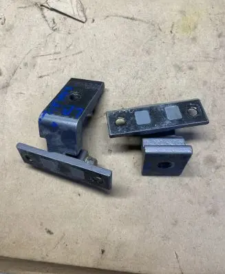 BMW 5 E60 E61 Rear door hinge set 7068090 7068088 7033623