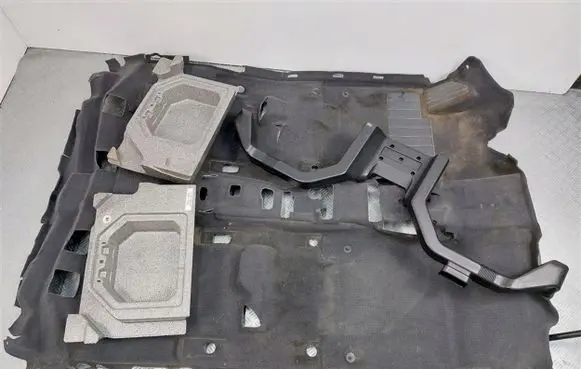 Renault Koleos I Interior carpet 
