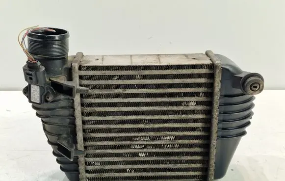 Audi A6 S6 C6 4F Intercooler radiator 4F0145805AA 038906051C