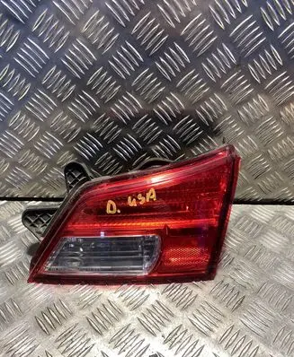 Subaru Outback Tailgate rear/tail lights