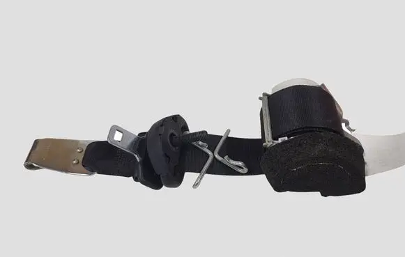 Ford Galaxy Rear seatbelt 613B85D