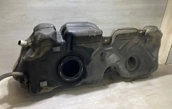 Mini One - Cooper F56 F55 Fuel tank 7409230