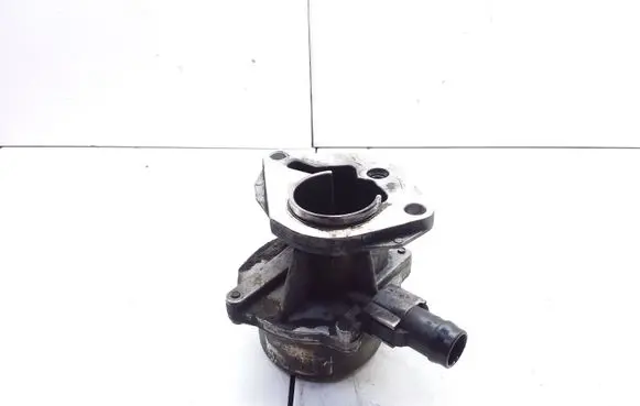 Renault Kangoo I Engine mount vacuum valve 8200327149