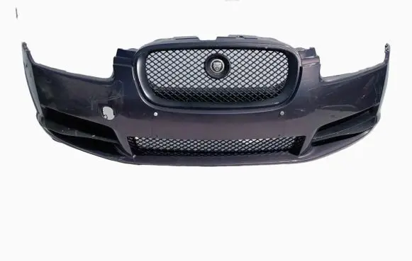 Jaguar XF X250 Front bumper 8x23-17c831