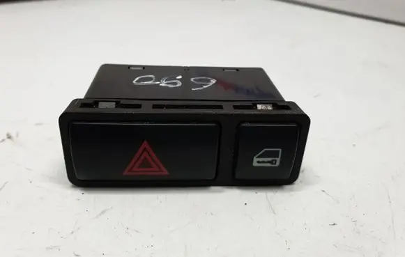 BMW Z4 E85 E86 Hazard light switch 8368920 61318368920