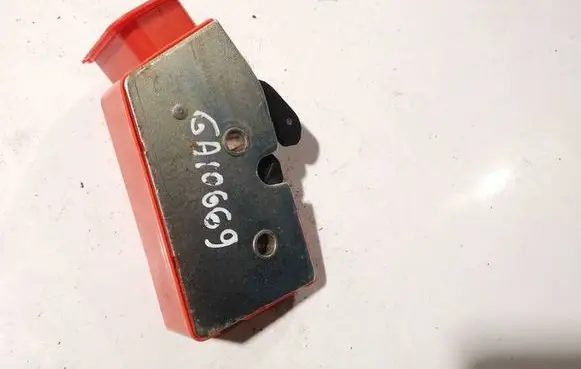 Ford Focus Seat back rest lock catch 