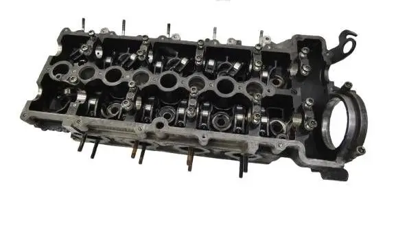 BMW 3 E46 Engine head 7781211 3125045430