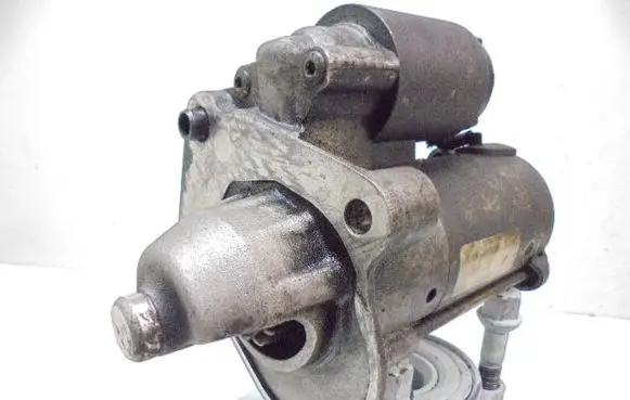 Mazda 3 I Starter motor Y601-18-400B