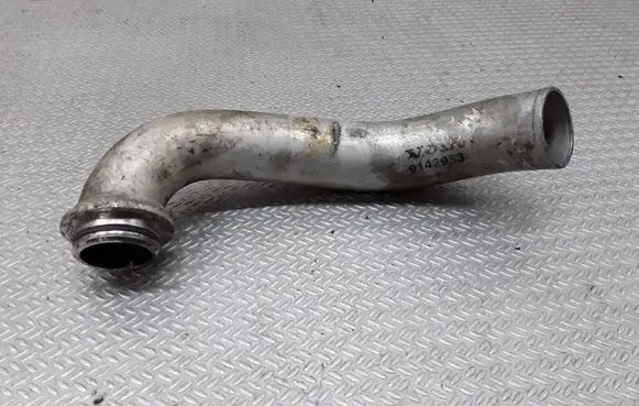 Volvo XC90 Intercooler hose/pipe 9142953