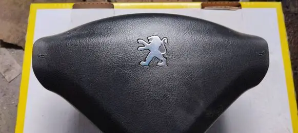 Peugeot 207 Steering wheel airbag 96500674ZD