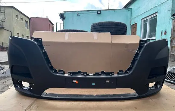 Renault Master III Front bumper 620228205R