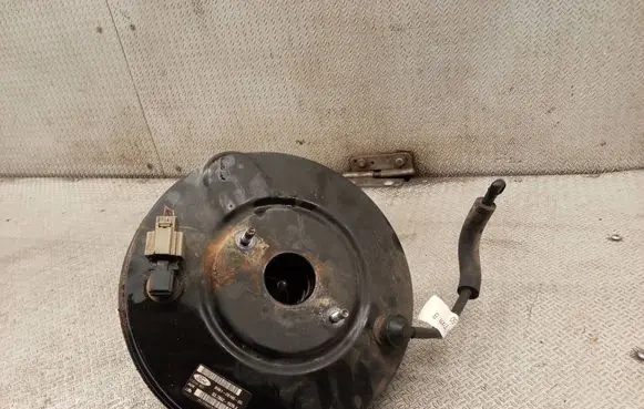 Ford Focus Brake booster BV612B195SG