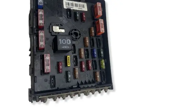 Volkswagen PASSAT B6 Fuse module 3C0937125 1J0425