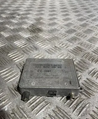 Mercedes-Benz E W211 Antenna control unit 2038203926