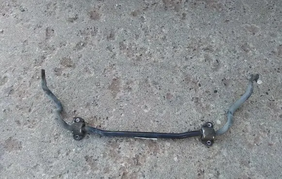 Mercedes-Benz C W204 Front anti-roll bar/sway bar A2043232865