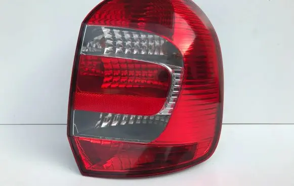 Renault Modus Rear/tail lights 8200658413R 8201012188N