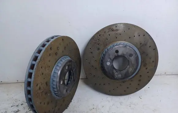Mercedes-Benz E W238 Front brake disc A0004212312KMI 0004212312 196723142