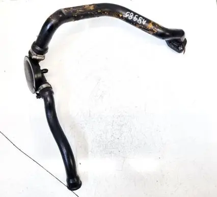 Volkswagen PASSAT B4 Breather hose/pipe 028103493
