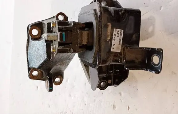 Hyundai Tucson TL Engine mount vacuum valve 21830-d3800