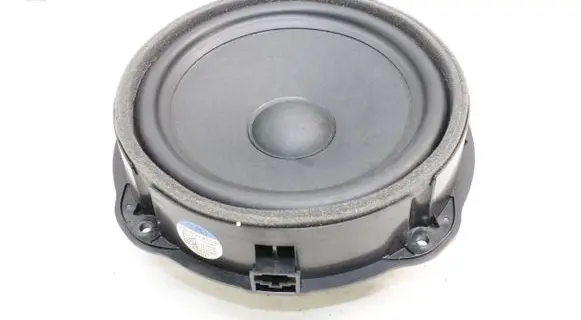 Audi Q3 F3 Front door speaker 83A035415B