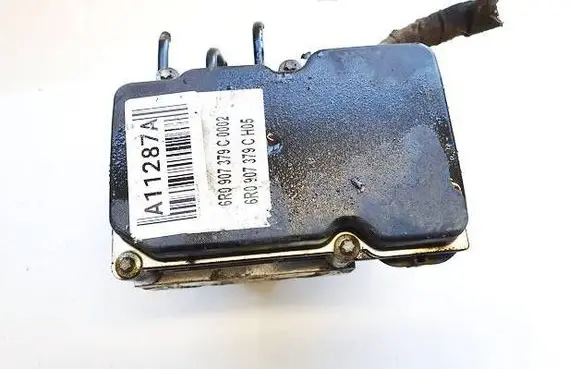 Skoda Fabia Mk2 (5J) ABS Pump 6R0907379C