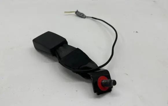 Dacia Spring Rear seatbelt buckle