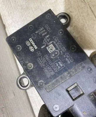 Hyundai ix35 ESP acceleration yaw rate sensor 956902p000