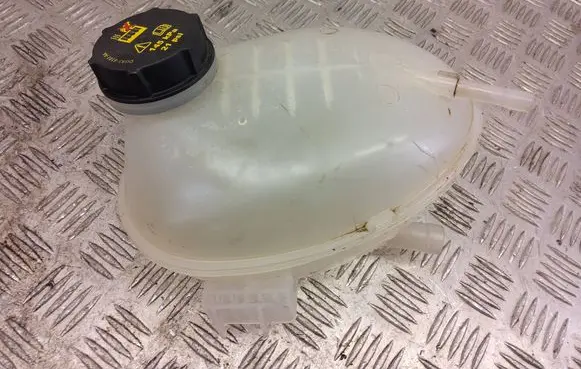 Ford Puma Coolant expansion tank/reservoir GN118A080AA